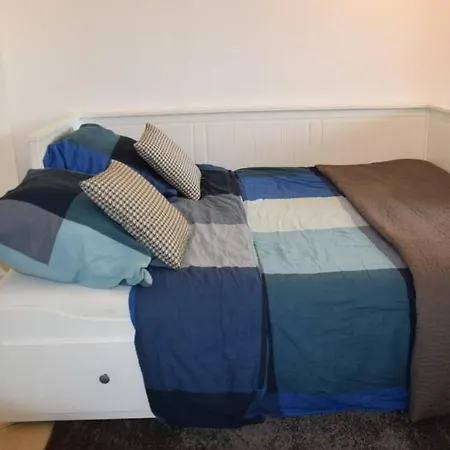 Cozy Room, Balcony Access, Free Parking * Cologne